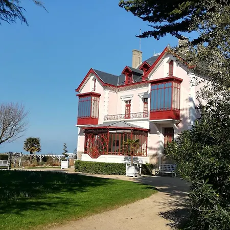 Les Cedres